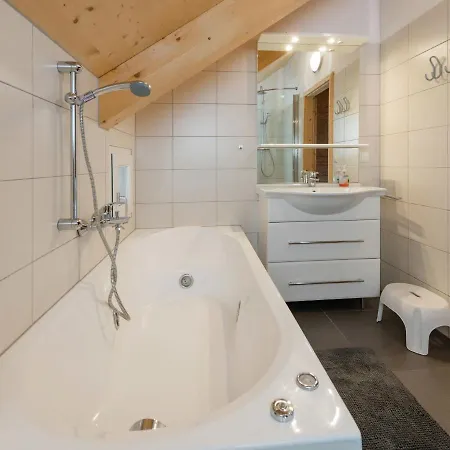 Chalet In Near Ski Area Hohentauern